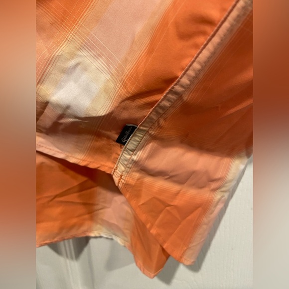 Eddie Bauer Size LT Orange Coral Vented Short Sleeve Button Down Hiking Shirt - Picture 4 of 14